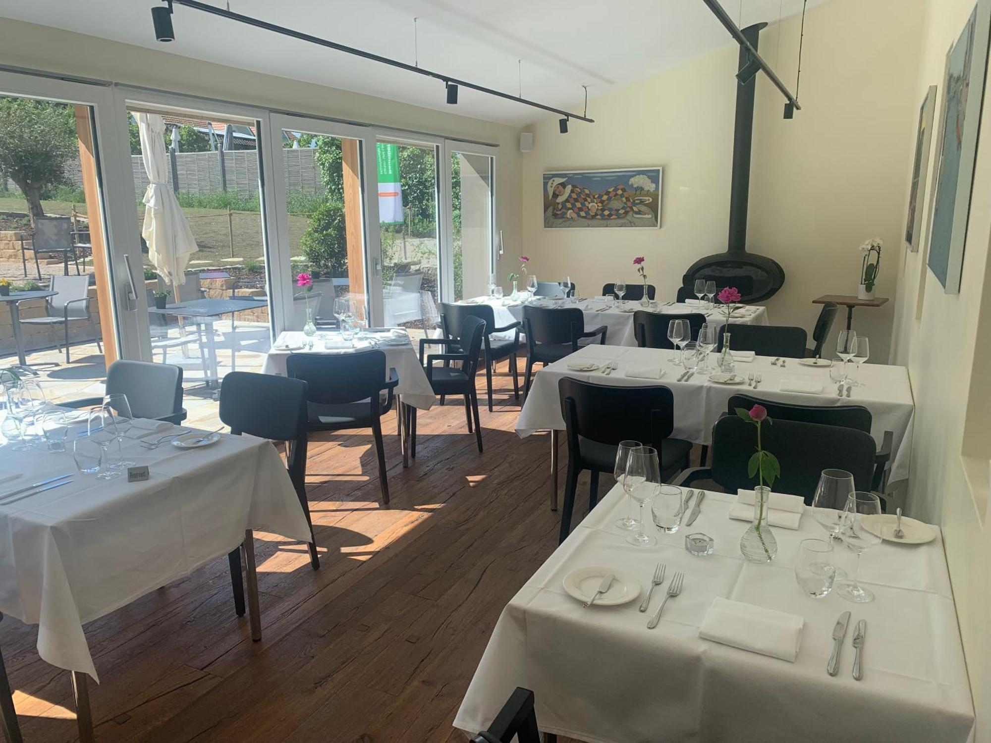 Hotel Restaurant Croix Blanche Sugiez Buitenkant foto